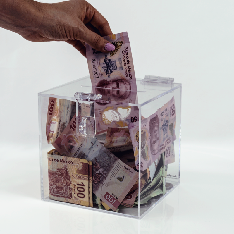 Depósito de billetes en alcancía de acrílico transparente