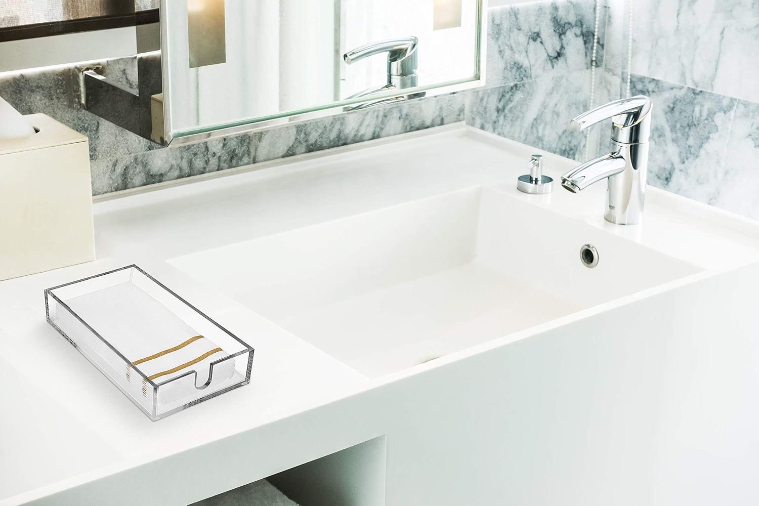 Servilletero elegante KIRRA en baño
